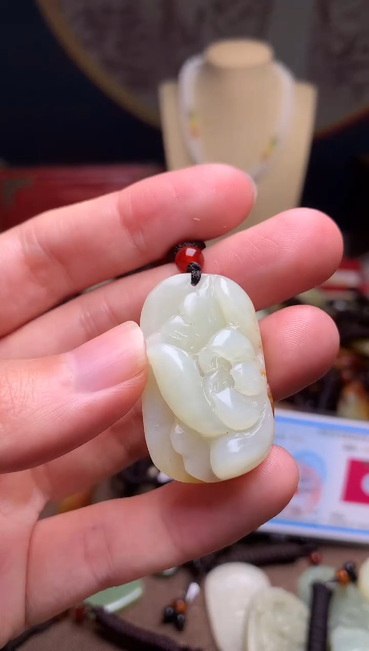 颈饰未镶嵌和田玉新疆料青海料清水和田玉吊坠