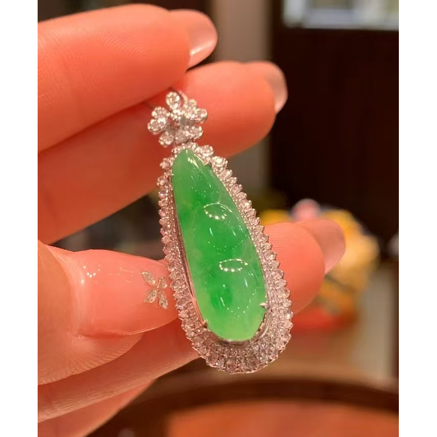 天然A货缅甸翡翠 18k金镶嵌 满绿 福豆 吊坠 881676