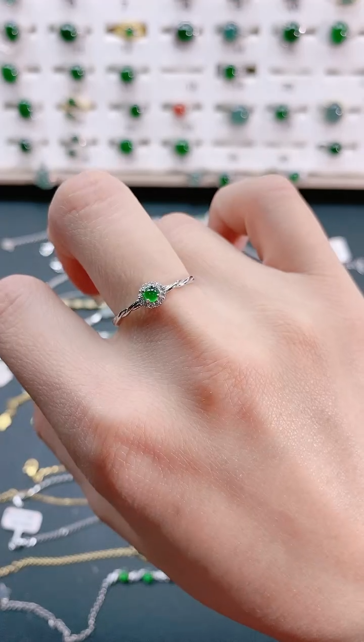 【闪购商品】翡翠戒指银S925镶嵌天然翡翠