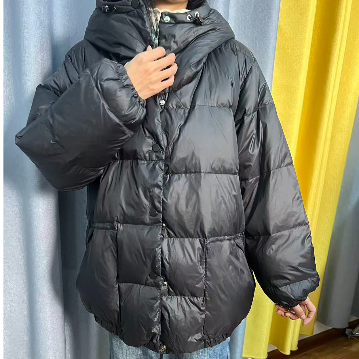 工厂直销均码羽绒鸭绒休闲黑色冬季百搭时尚连帽短款