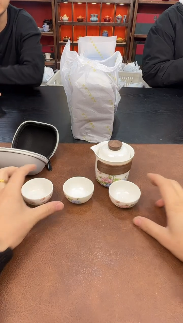 【闪购商品】瓷片111111111111111