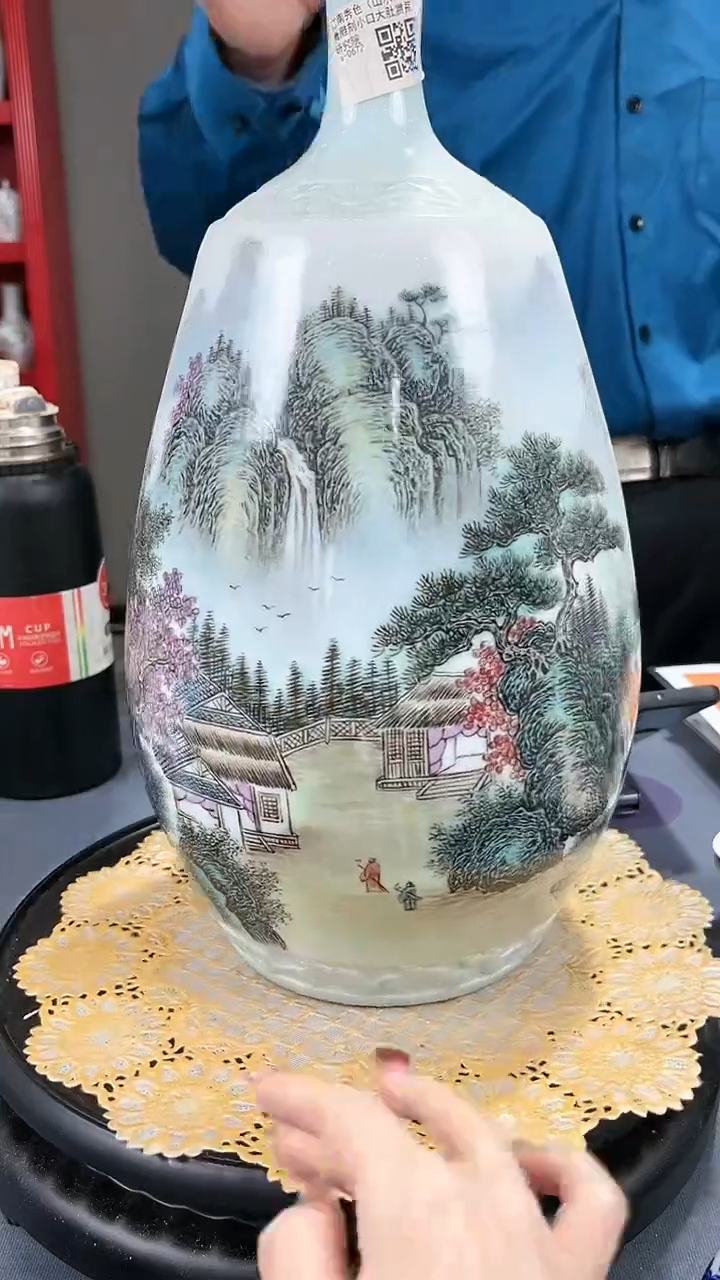 【闪购商品】官窑瓷画院996官窑瓷画院山水赏瓶
