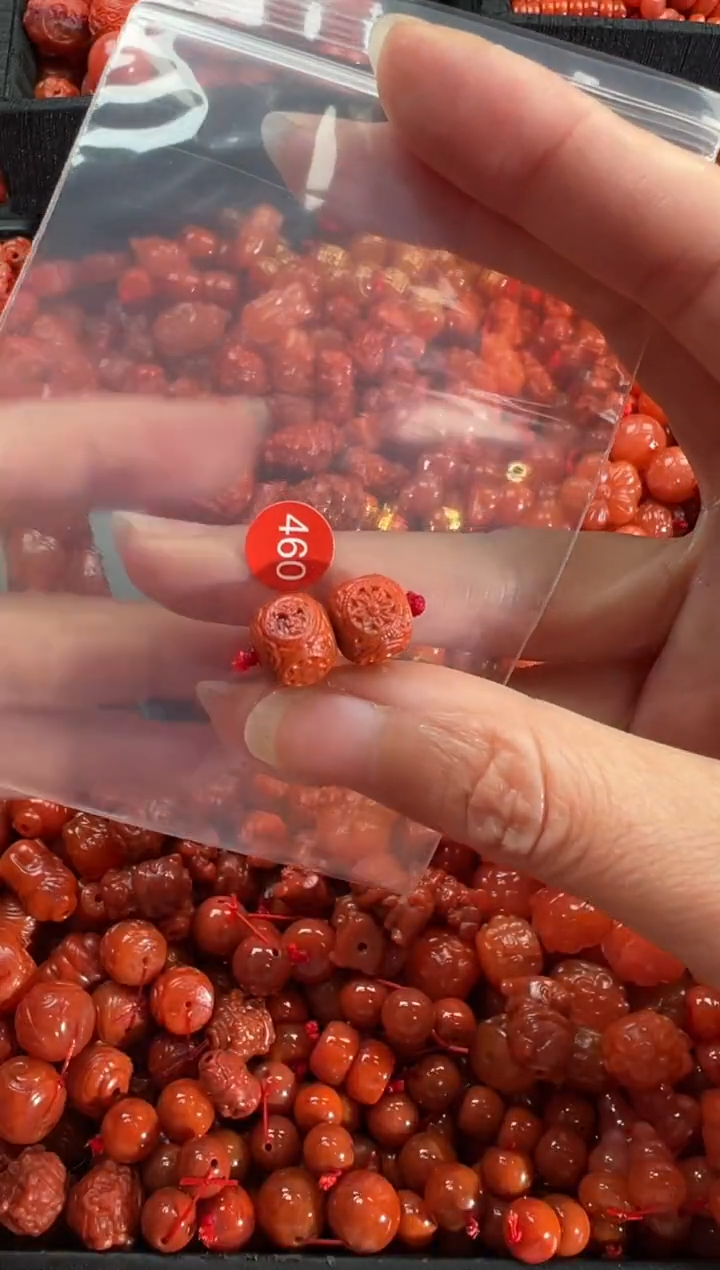 【闪购商品】南红玛瑙颈饰未镶嵌1