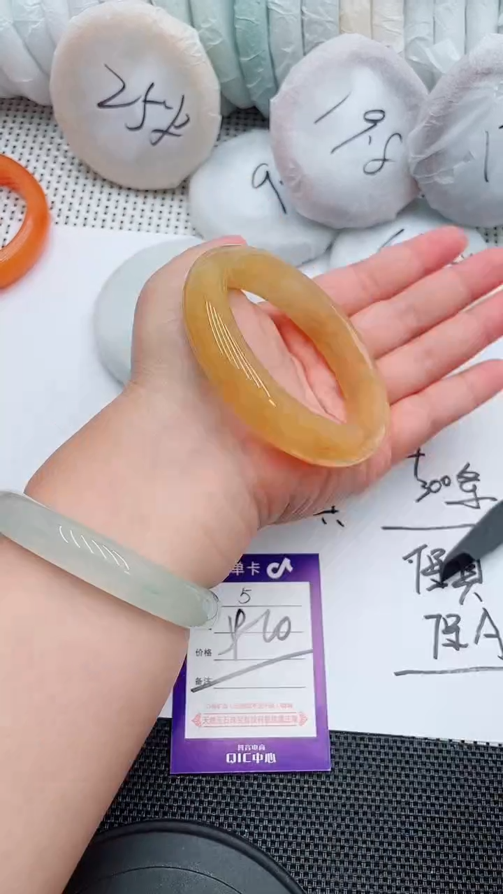 未镶嵌手镯石英质玉5-59-60