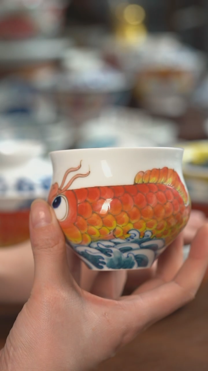 【闪购商品】龙鱼压手杯景德镇昨明陶瓷