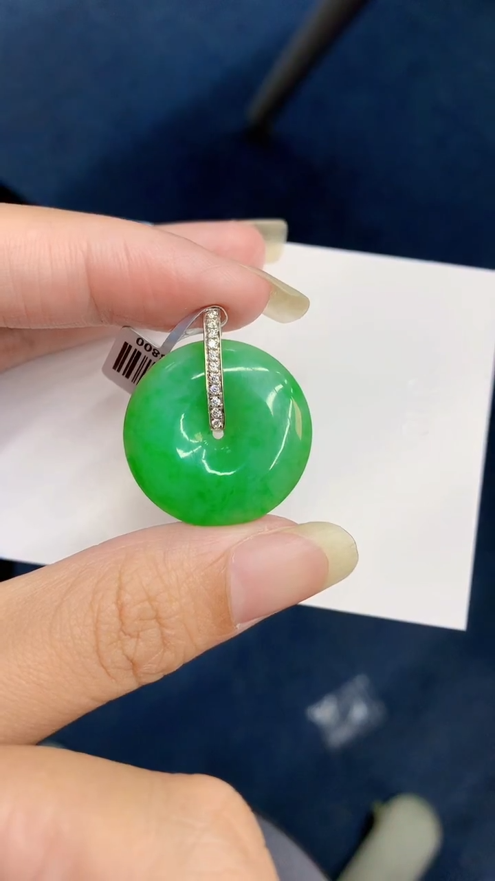 【闪购商品】翡翠颈饰18K金镶嵌000000008