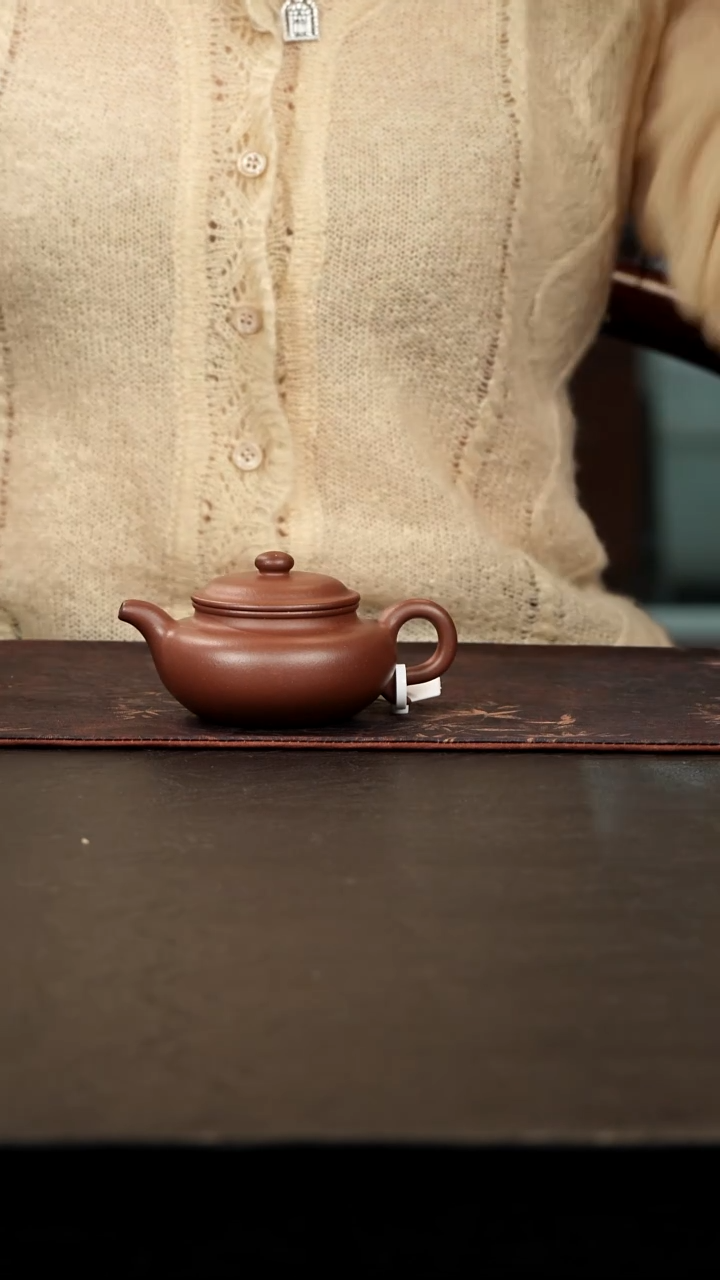 茶壶紫砂底槽青仿古140cc