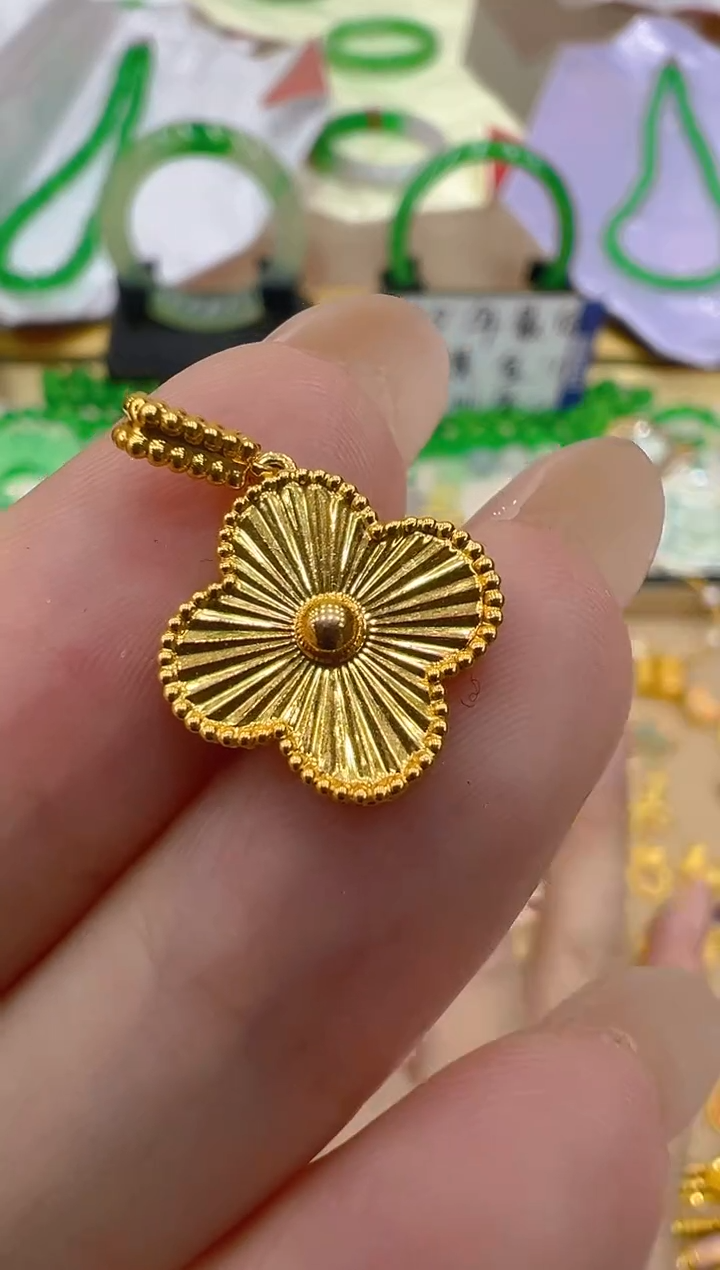 吊坠(不含链)18K金多样性团购发一件