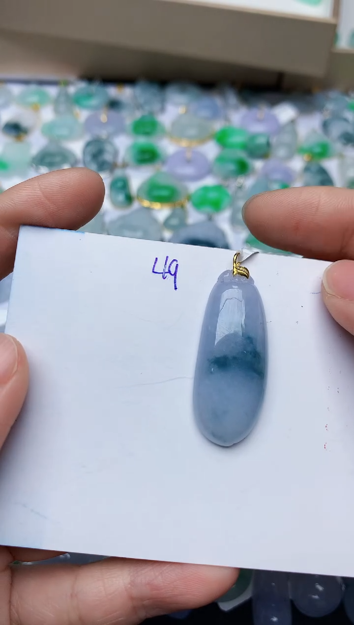 【闪购商品】翡翠颈饰18K金镶嵌天然翡翠A货   