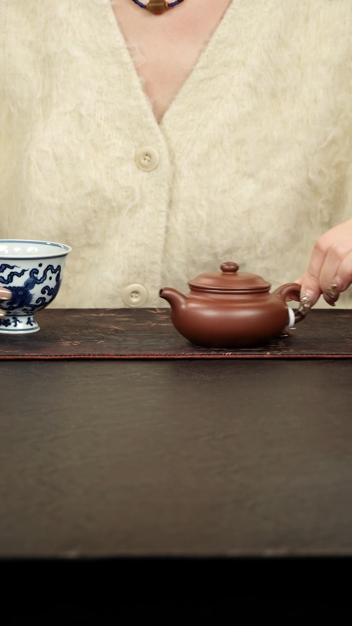 茶壶紫砂底槽青仿古壶140cc