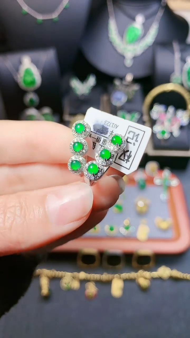 【闪购商品】翡翠耳饰银S925镶嵌耳饰