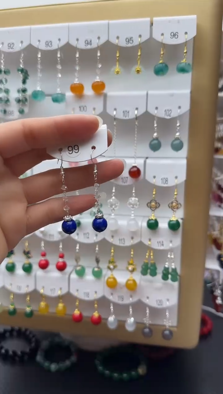 未镶嵌石英质玉（非洲翠）耳坠99