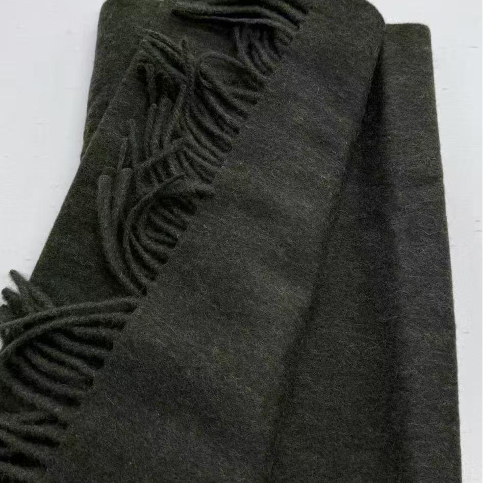 羊毛流苏纯色围巾SC01