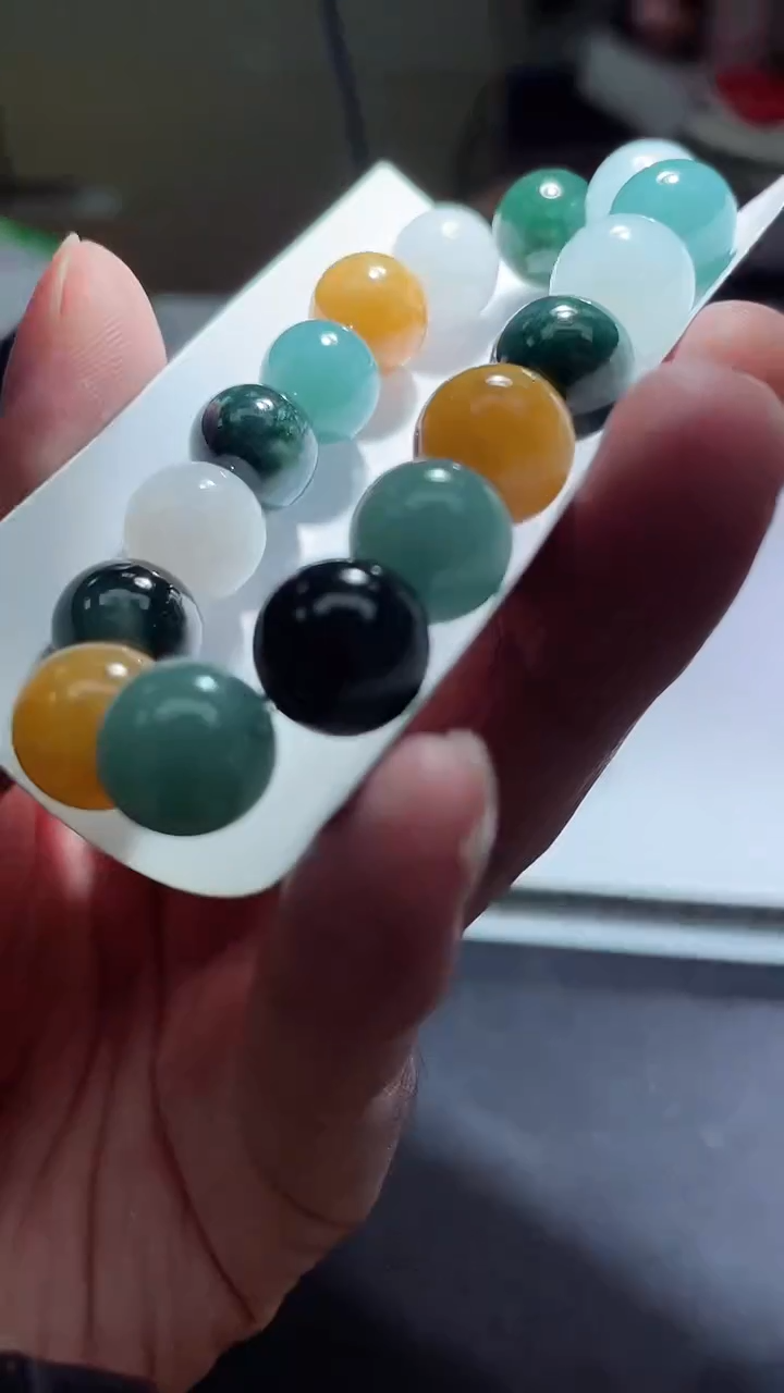 【闪购商品】定制翡翠未镶嵌翡翠多样性发货