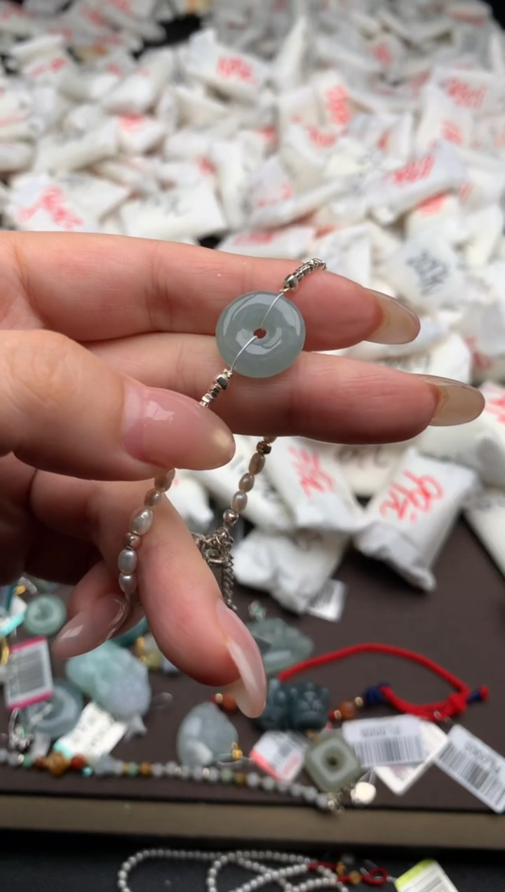 【闪购商品】翡翠手链未镶嵌一