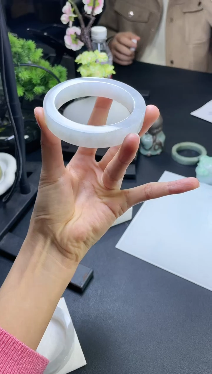 【闪购商品】定制翡翠手镯未镶嵌手镯