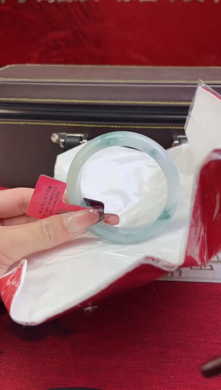 【闪购商品】翡翠手镯未镶嵌翡翠手镯6