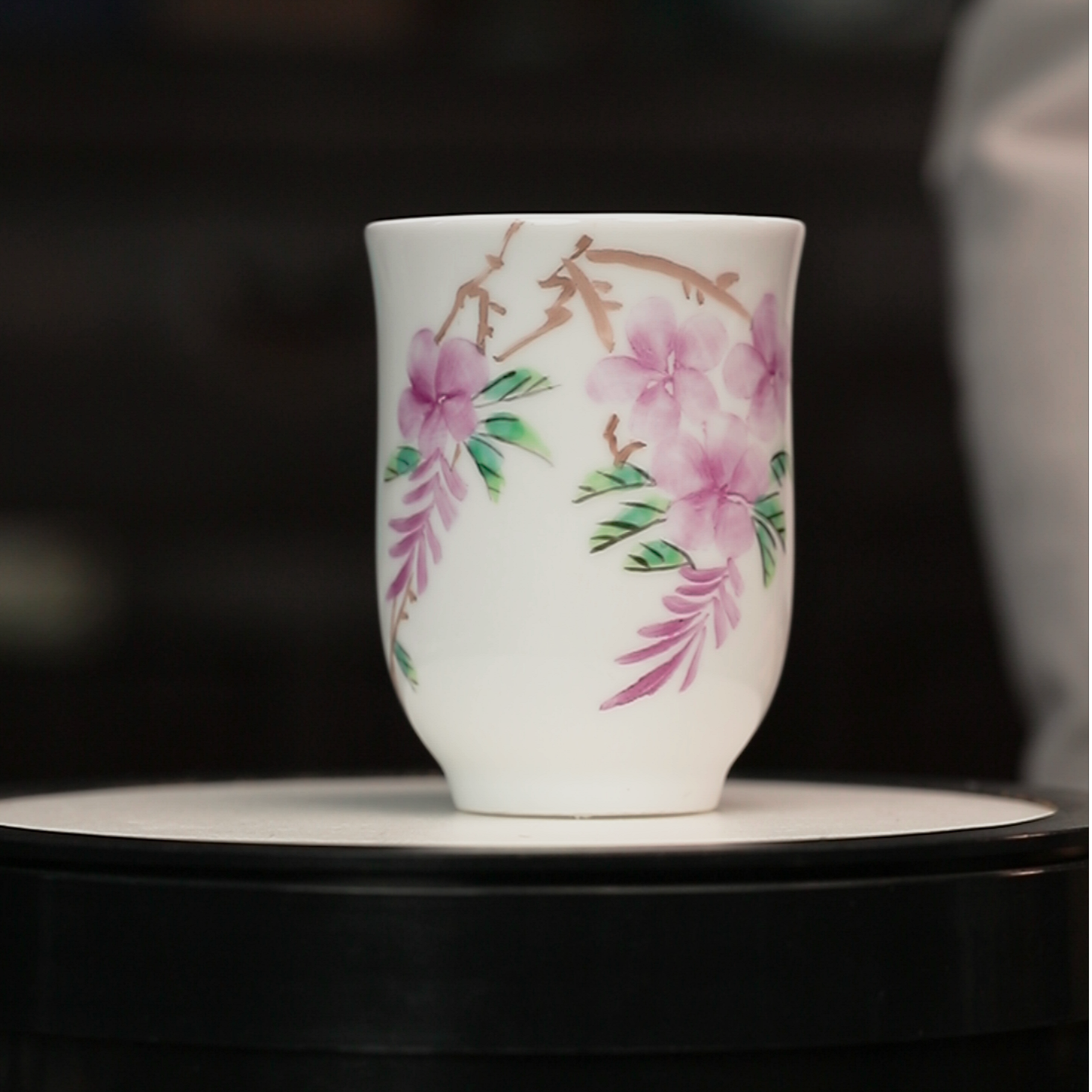 12.7/r00855/汪顺进/粉彩花卉闻香杯