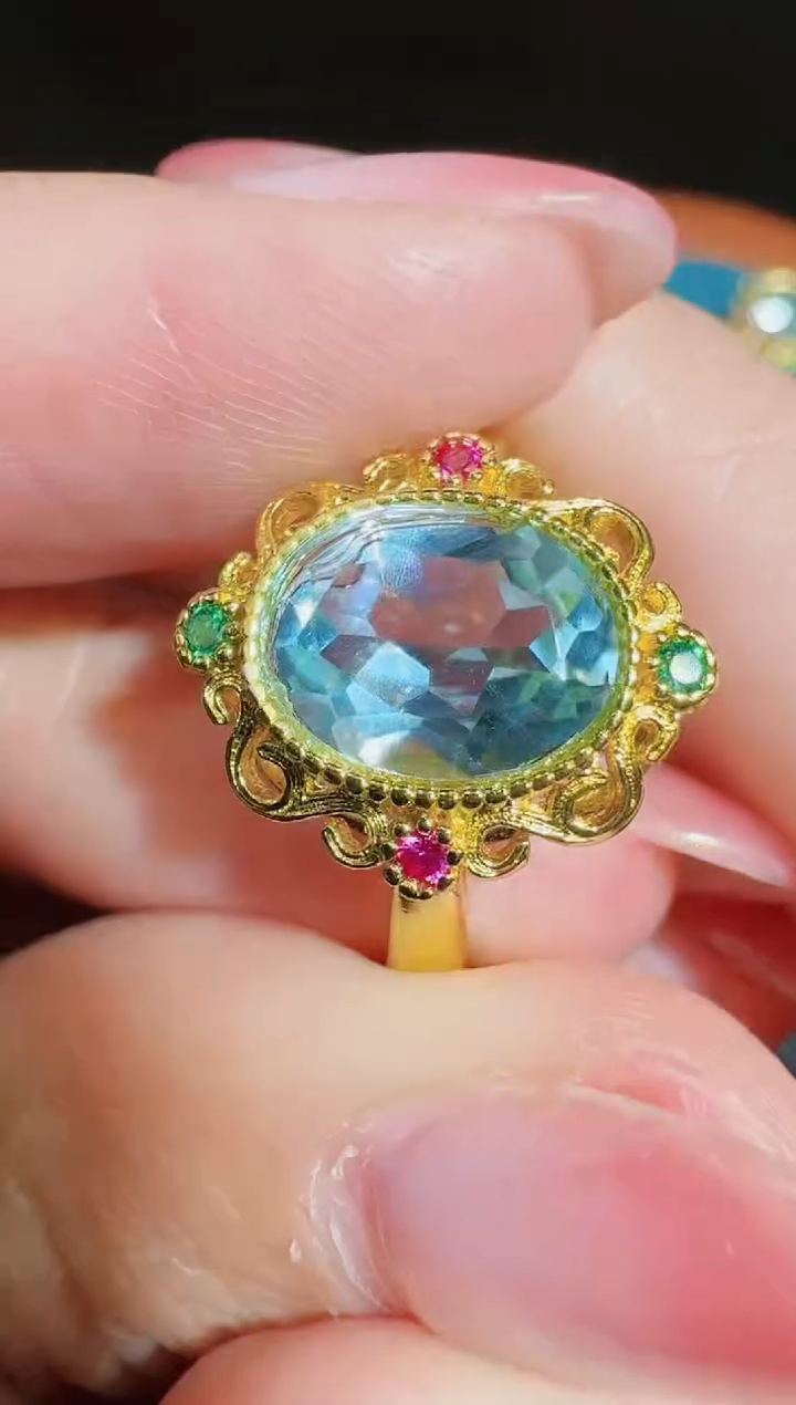 【闪购商品】托帕石吊坠合金发一件