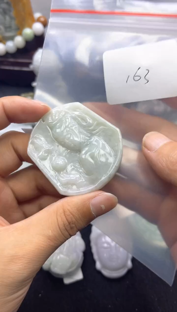 【闪购商品】翡翠颈饰未镶嵌00000163