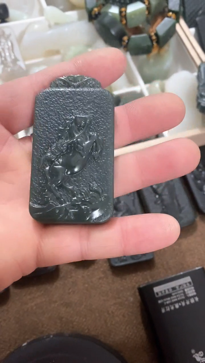 【闪购商品】和田玉吊坠(不含链)未镶嵌马