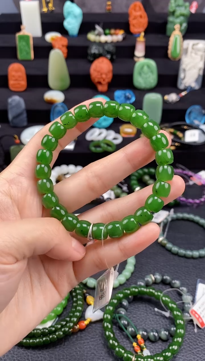 【闪购商品】和田玉-未镶嵌9mm碧玉极限弧手串