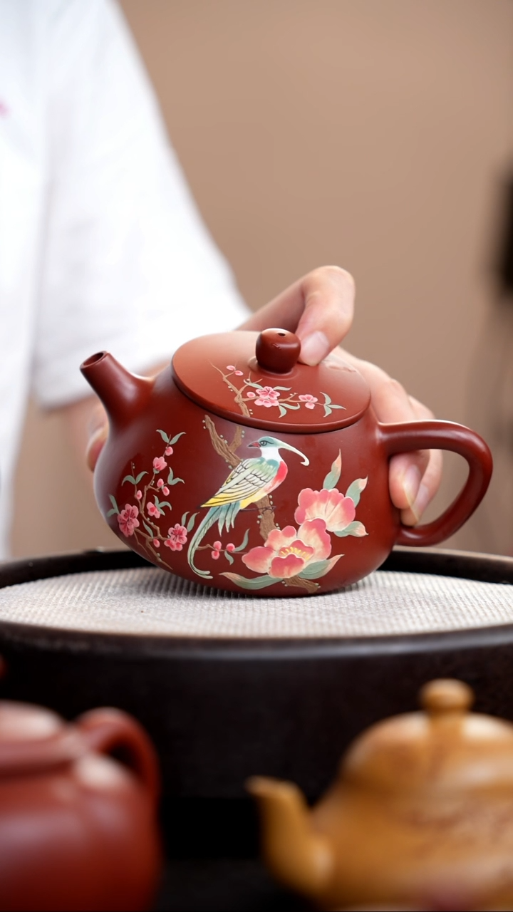 茶壶紫砂朱泥平盖石瓢泥绘花鸟