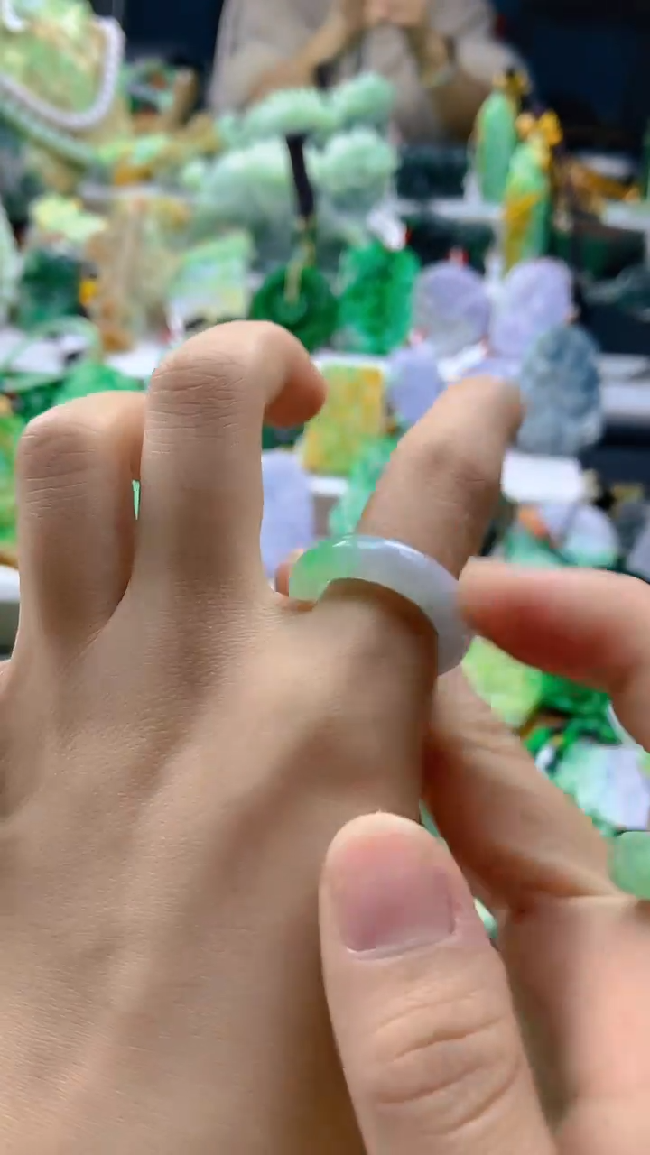 颈饰未镶嵌翡翠天然缅甸a货翡翠18.4