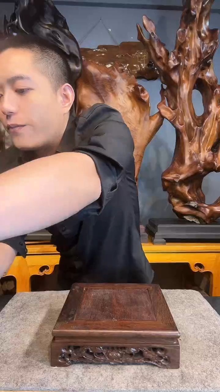 金丝楠J****a以直播间介绍为准