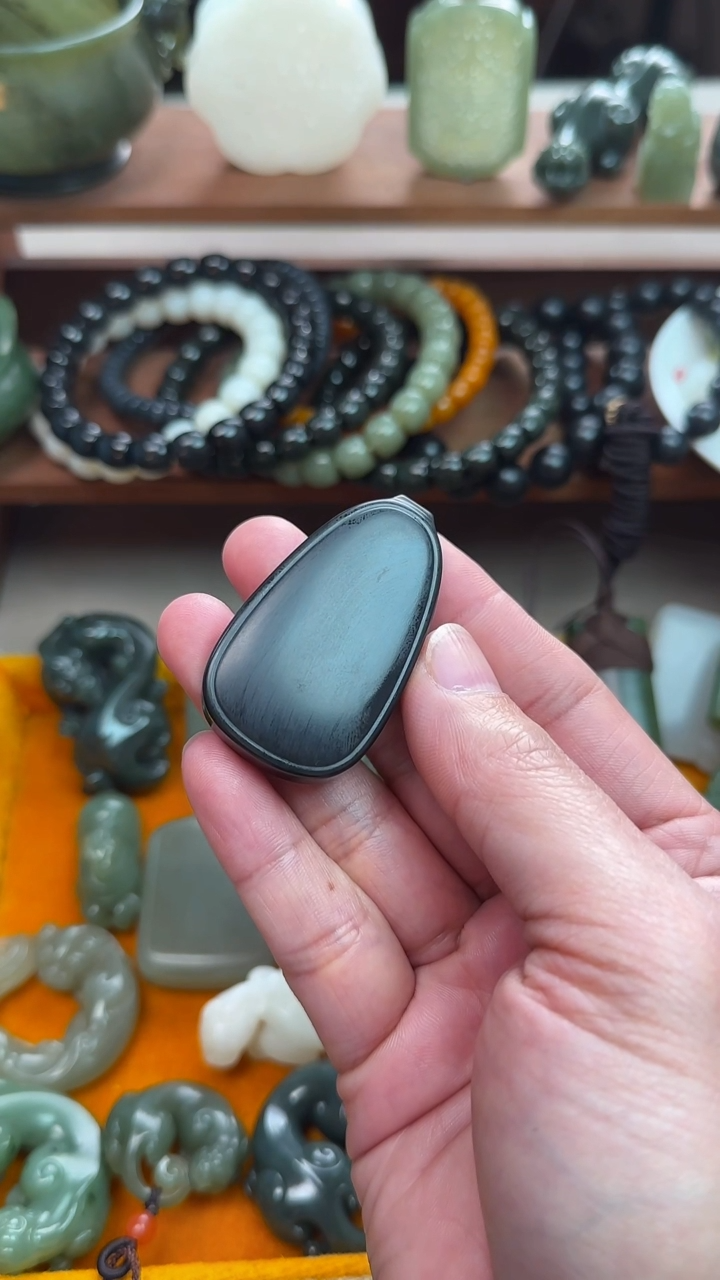 【闪购商品】和田玉吊坠(不含链)未镶嵌无事牌苏工