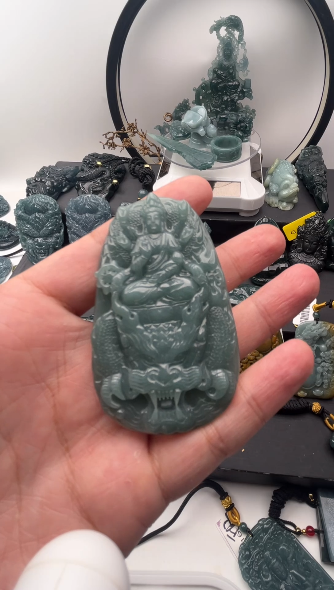 颈饰未镶嵌翡翠凪千手