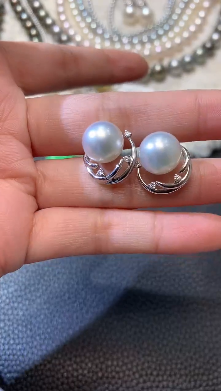 【闪购商品】海水珍珠耳饰18K金镶嵌D56