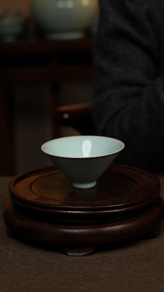 瓷片天青色全手斗笠杯100ml微瑕不带礼盒