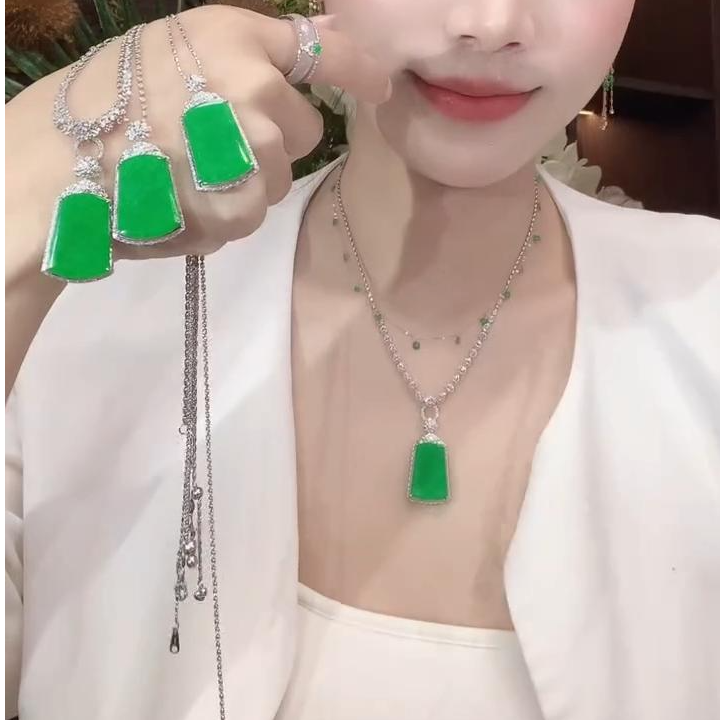 【云中意】18K金翡翠无事牌吊坠 （不含链）多样性发一件lyx