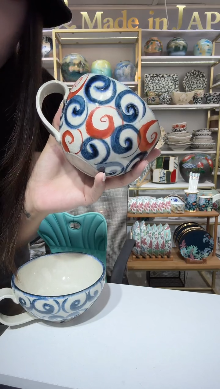 陶瓷宗山窑高款早餐杯-赤绘旋涡