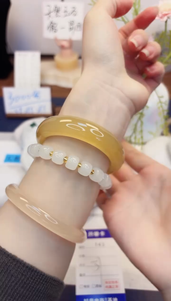 【闪购商品】石英质玉手镯未镶嵌143-财气镯-圈口57