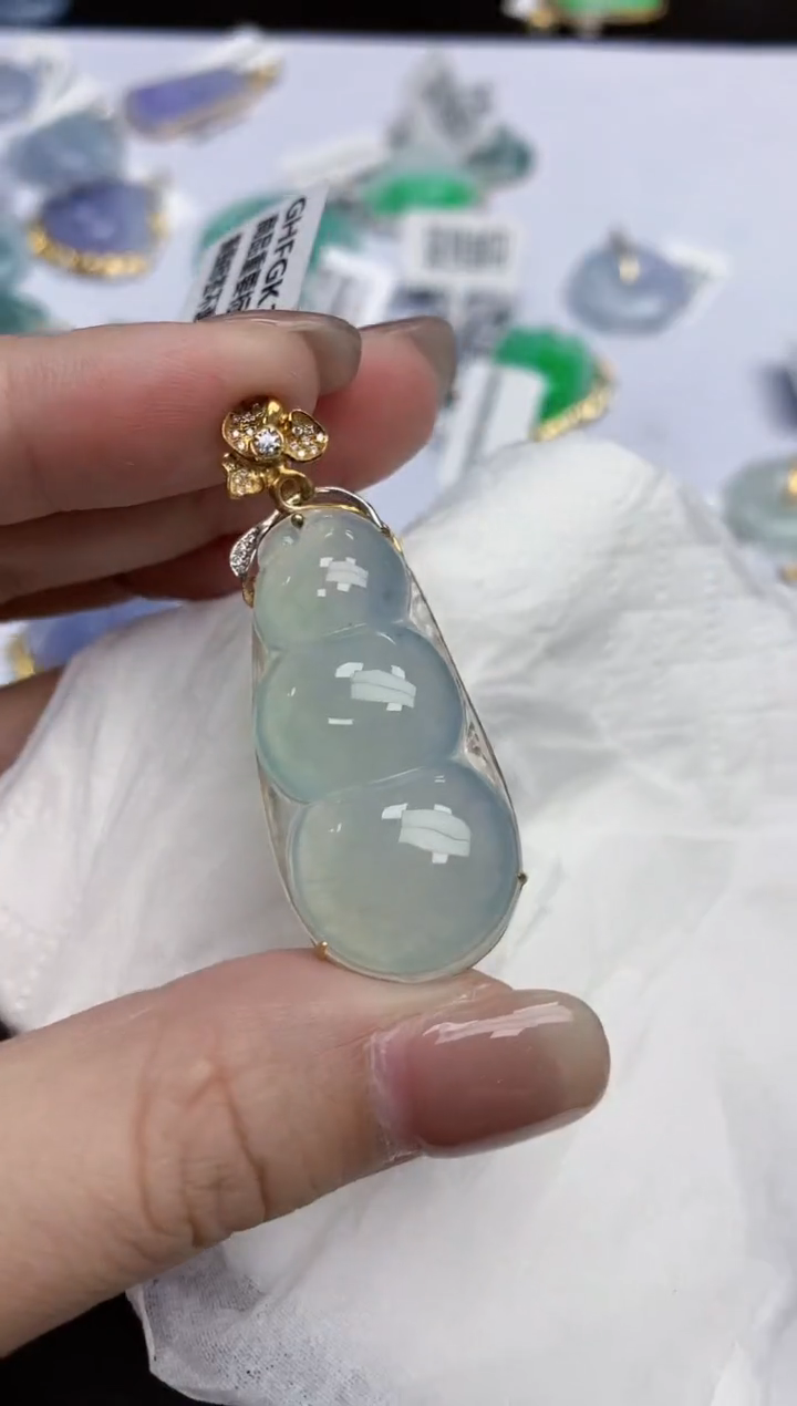 【闪购商品】翡翠颈饰18K金镶嵌天然缅甸翡翠A货