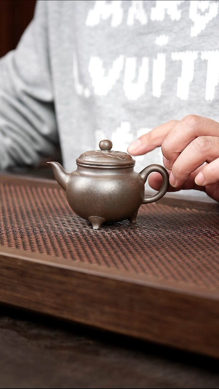 茶壶紫砂6-1大彬如意{小}