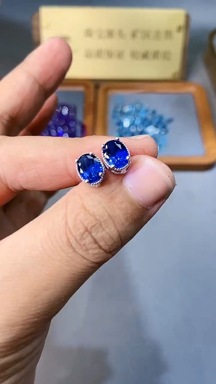 【闪购商品】蓝宝石耳饰银S925镶嵌354