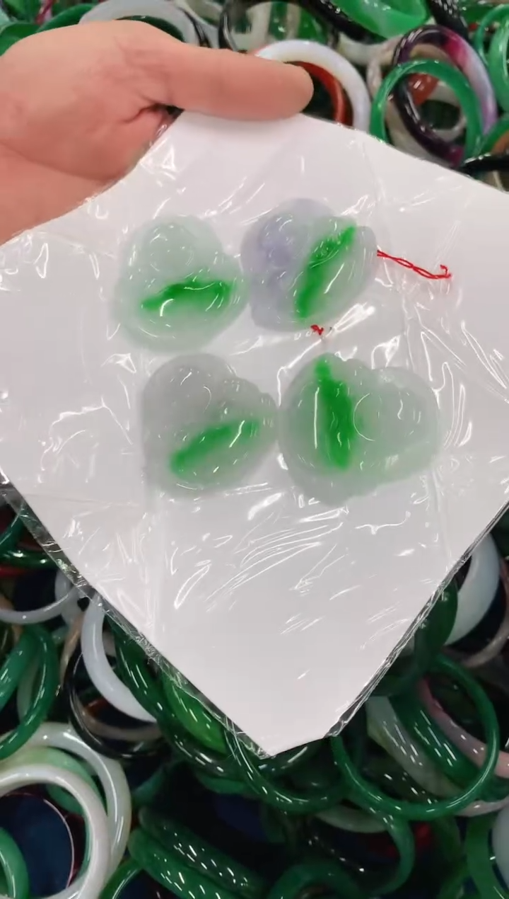 手镯玛瑙/玉髓未镶嵌77777777777777