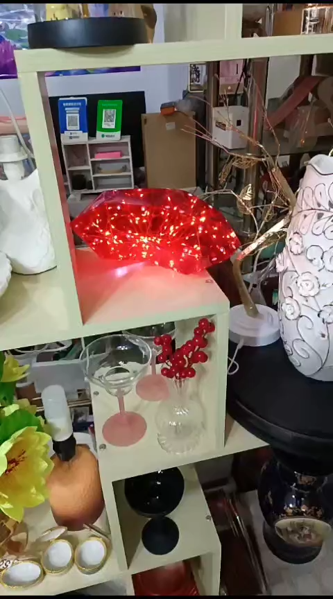 瓷东***器红色爱心一个