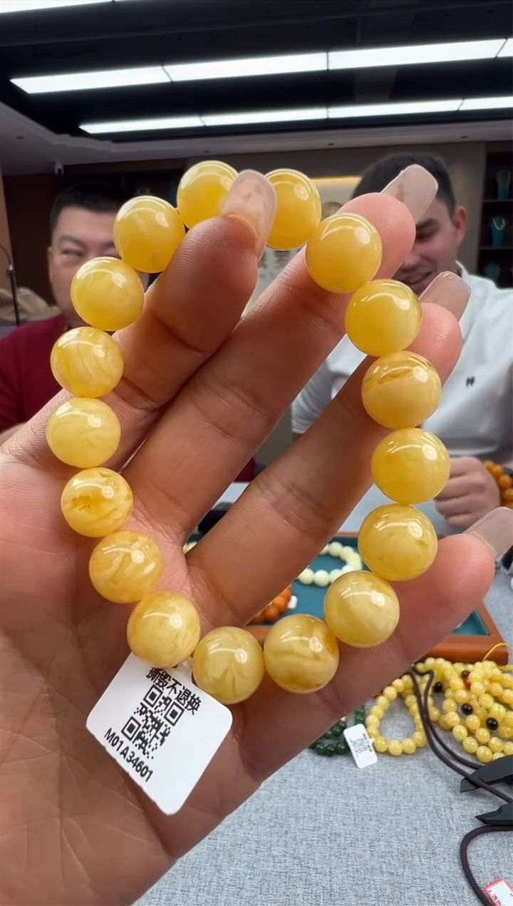 【闪购商品】琥珀手链未镶嵌55秒拍号
