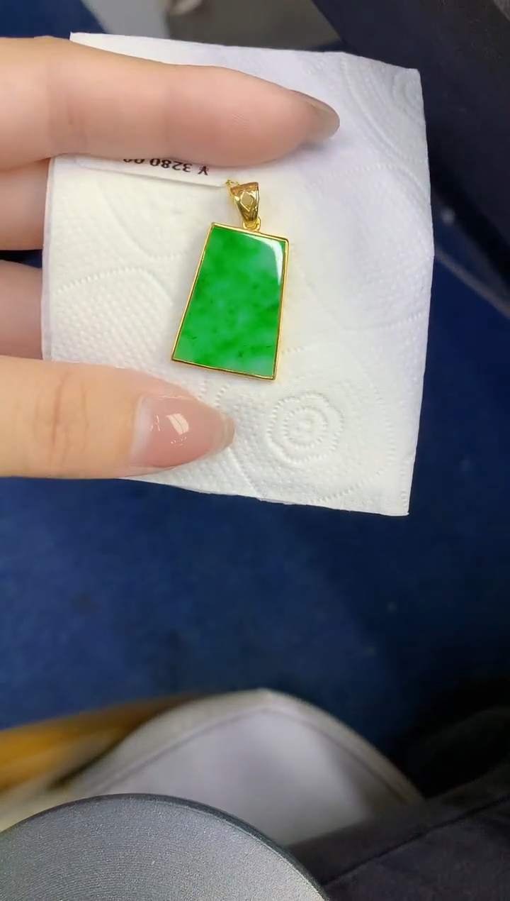 颈饰未镶嵌翡翠缅甸天然翡翠a货