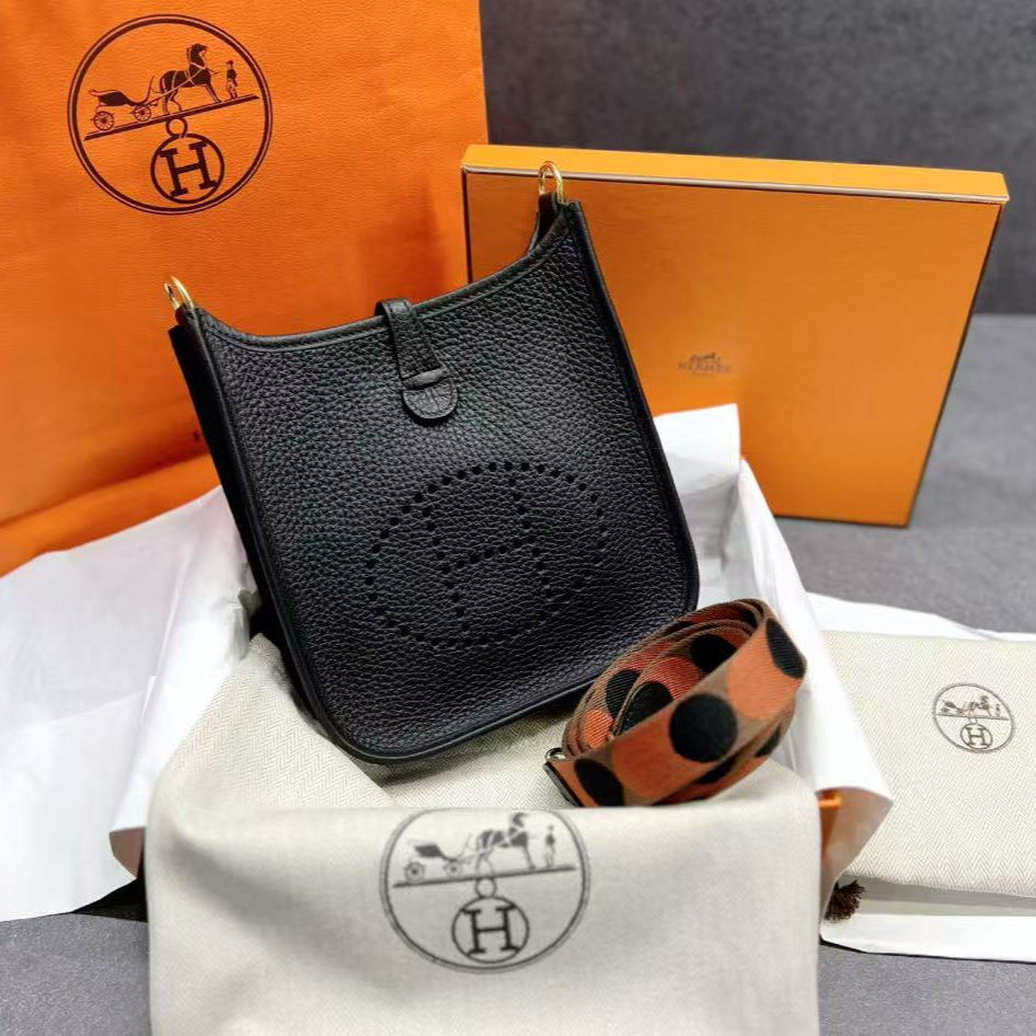 95新 Hermes/爱马仕 黑金波点肩带伊芙琳单肩包Z刻B223