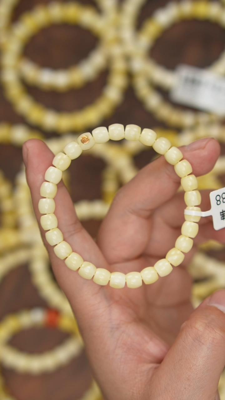 【闪购商品】蜜蜡珠宝奇石未镶嵌约7mm+（单件）