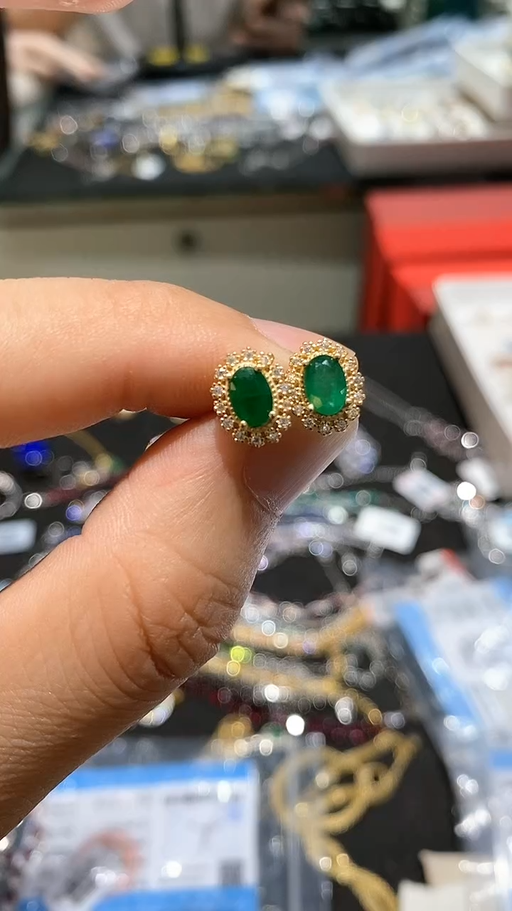 【闪购商品】祖母绿耳饰银S925镶嵌耳钉