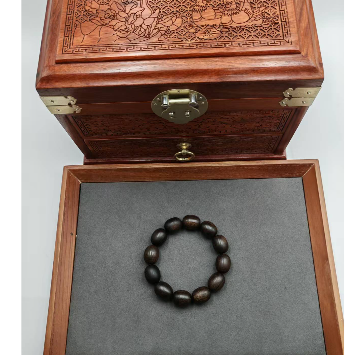 PLPZ01+PZ25-1(聚元堂专属)高龙撒冷奇楠沉香+箱子（多样性发货）