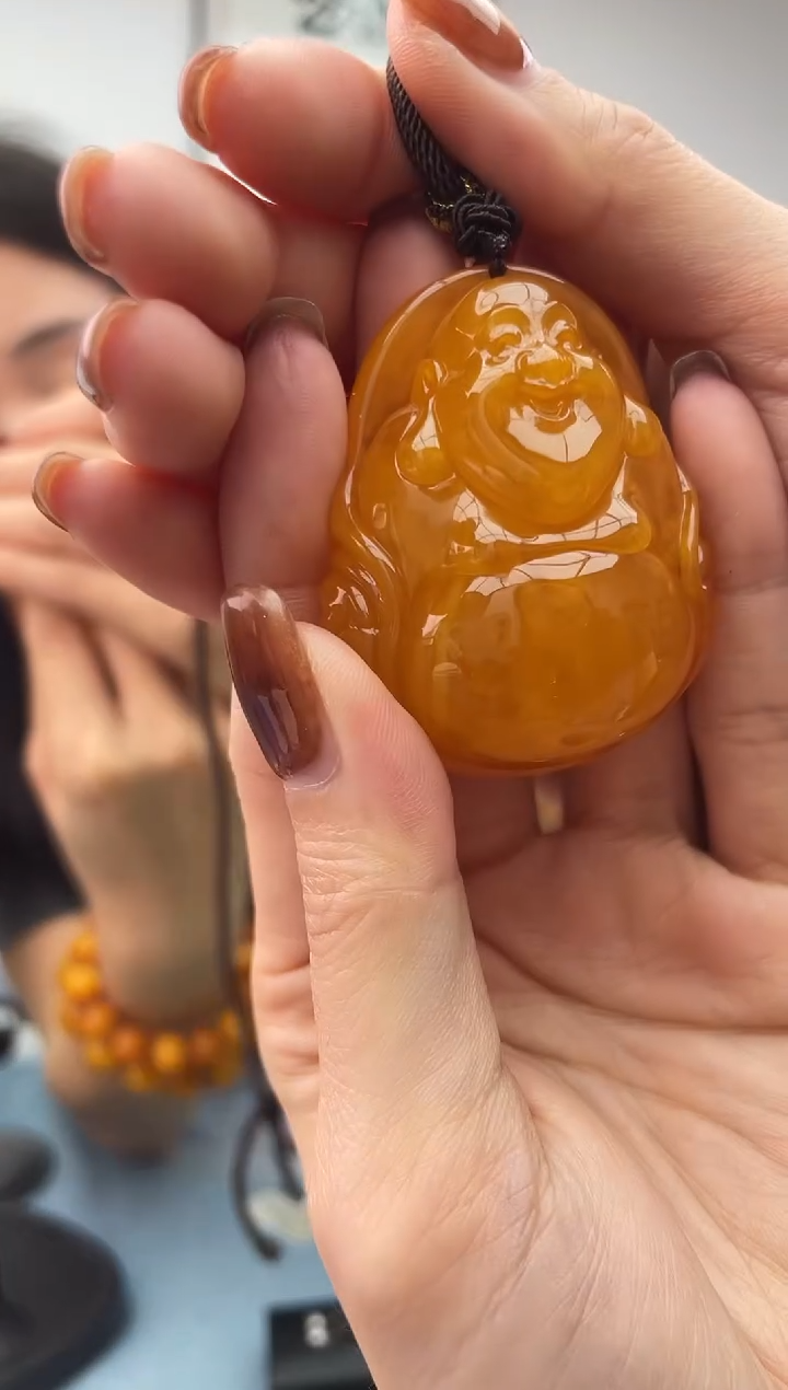 【闪购商品】蜜蜡珠宝奇石未镶嵌024配绳微瑕，假一罚十