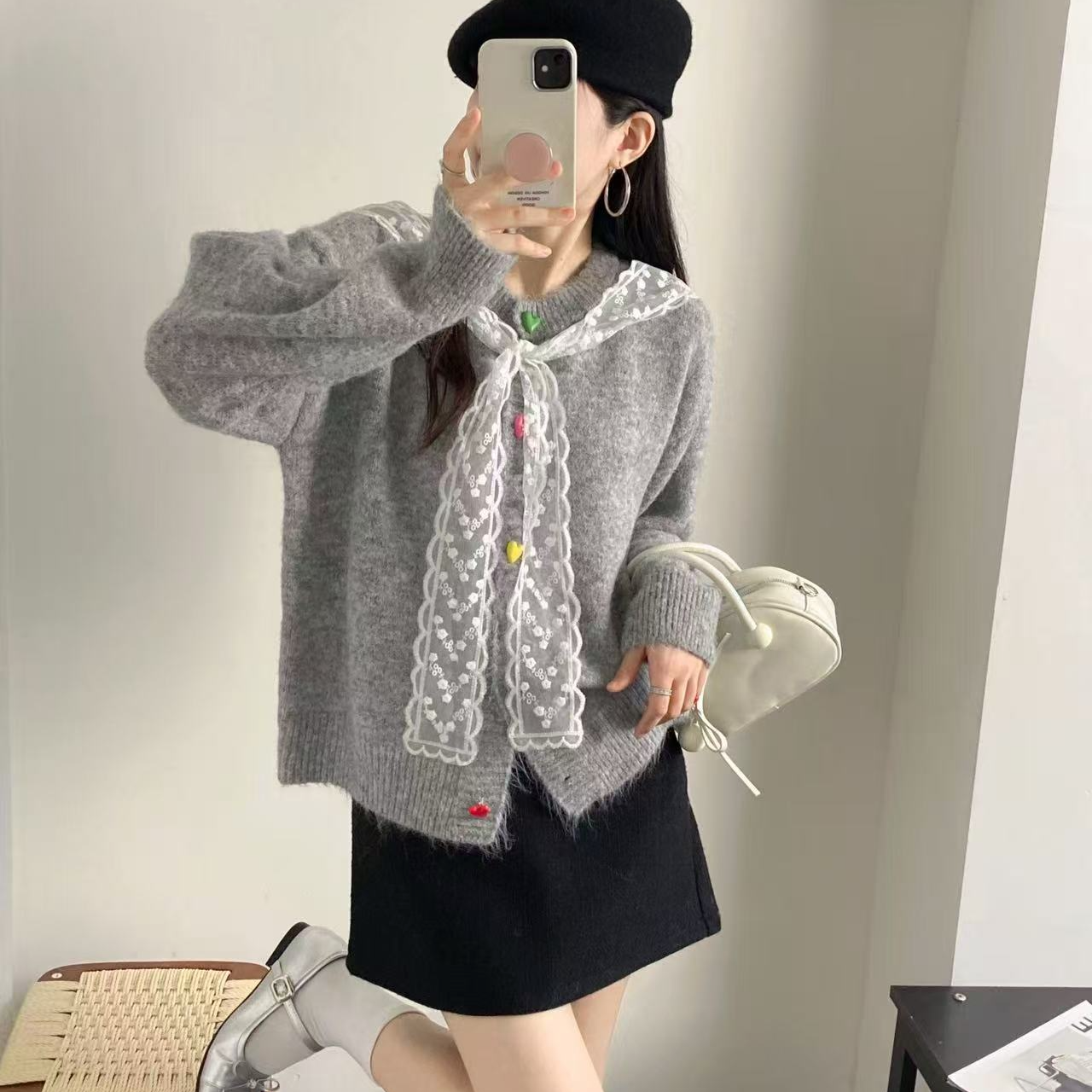 2025年秋季甜美慵懒风披肩彩扣针织毛衣开衫