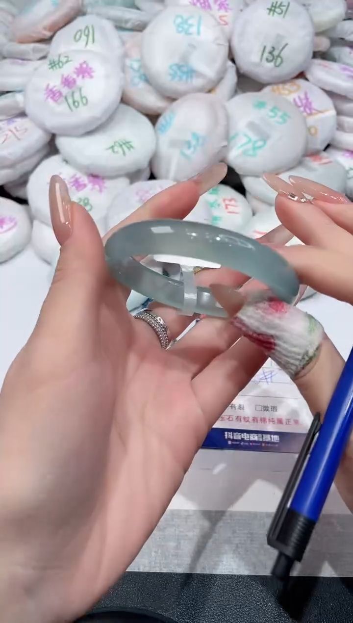 【闪购商品】玛瑙/玉髓手镯未镶嵌-393